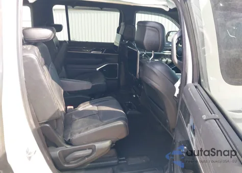 2022 Jeep Wagoneer Series Iii 4X4 from USA, damaged, VIN 1C4SJVDT5NS169188